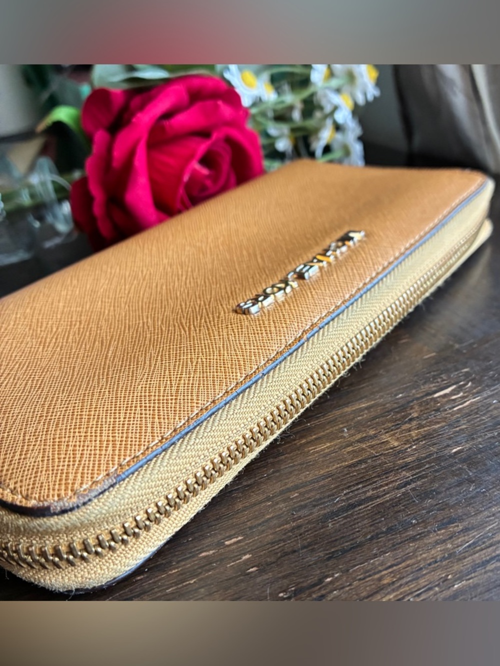 Michael Kors Tan Saffiano Leather Zip Wallet - Picture 5 of 11